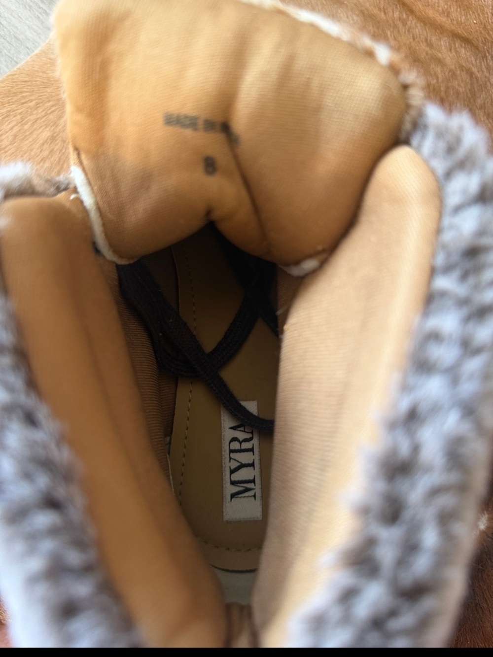$110 Myra beaver turbulent combat boots 8 - Picture 8 of 8